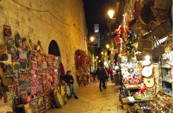 Corte Del Dattilo Nel Borgo Antico Bari Bagian luar foto