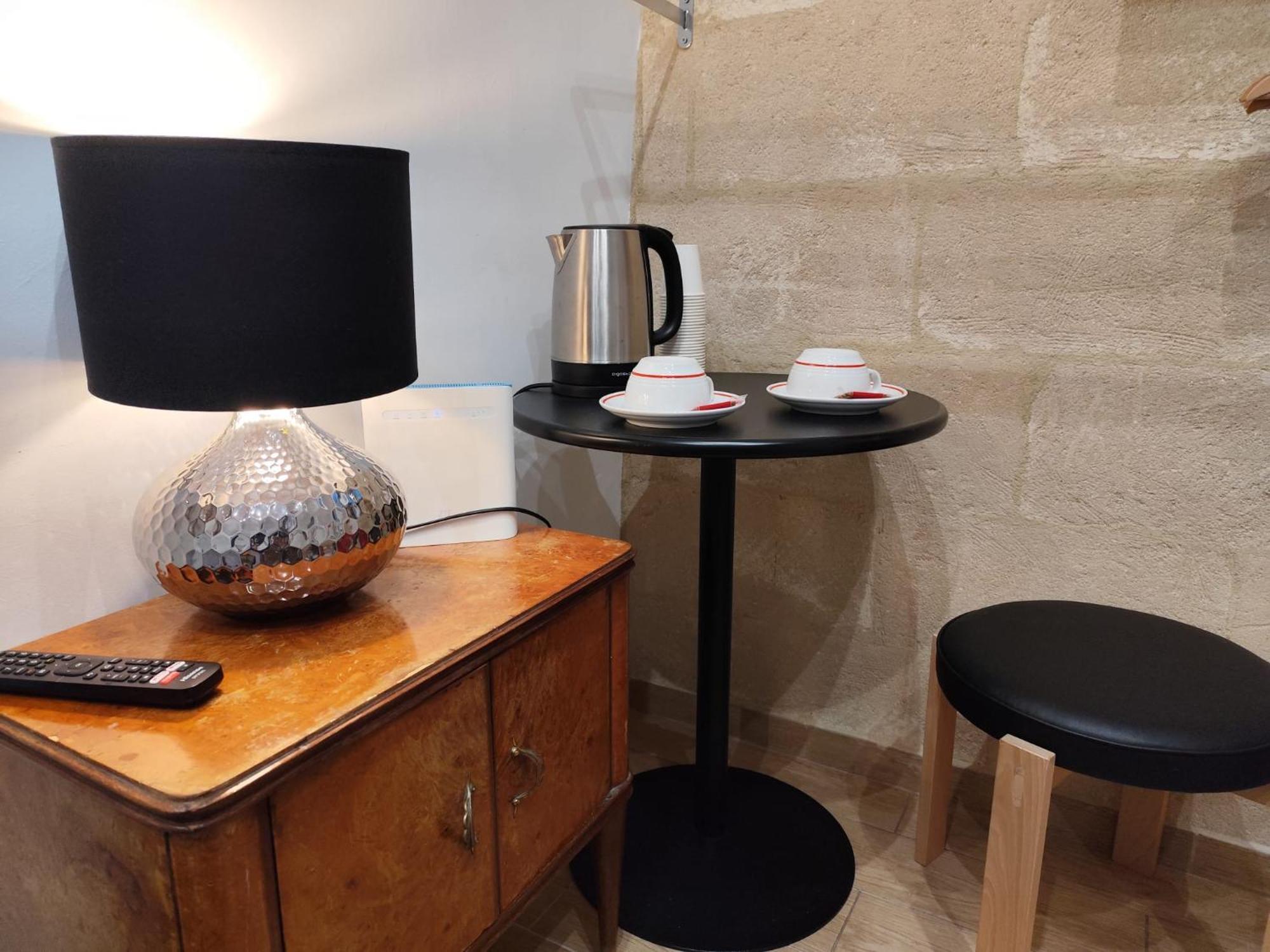 Corte Del Dattilo Nel Borgo Antico Bari Bagian luar foto